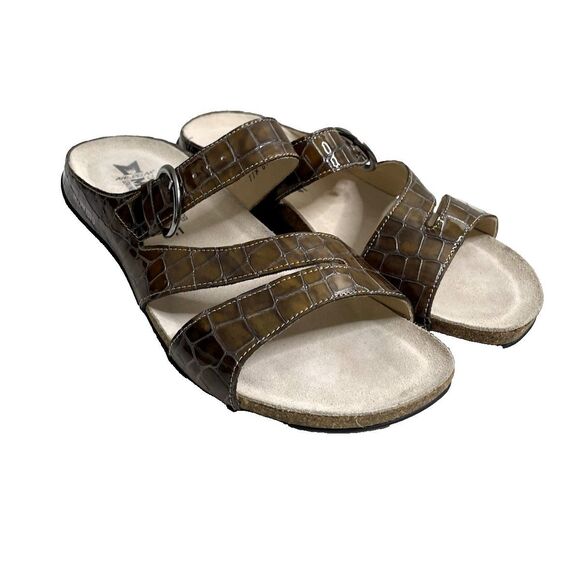 Mephisto Women’s EU 41 US 11 Sandals Leather Straps Slip On Tortoise embossed - Picture 1 of 10
